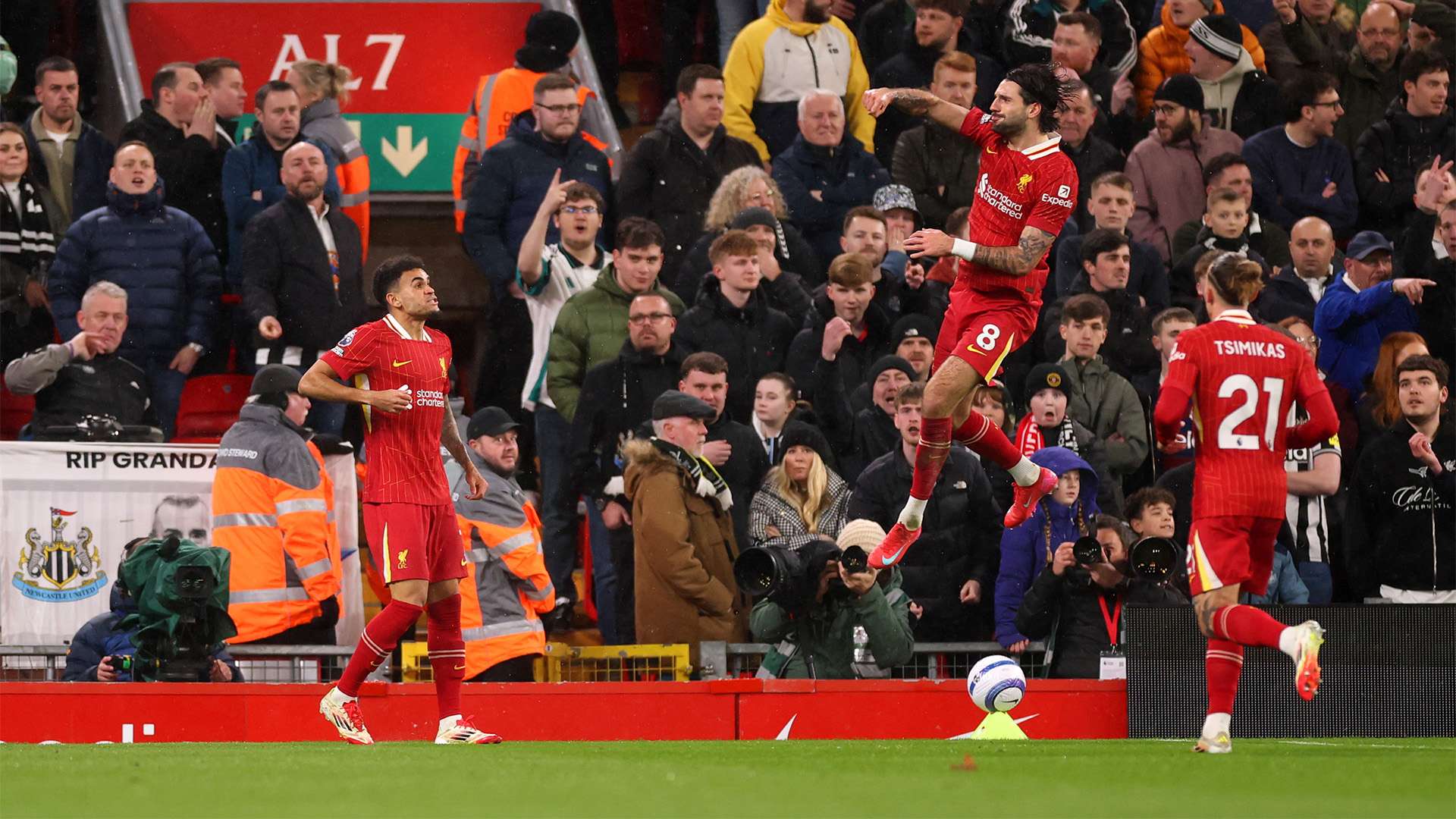 到前锋卢卡 到前锋卢卡