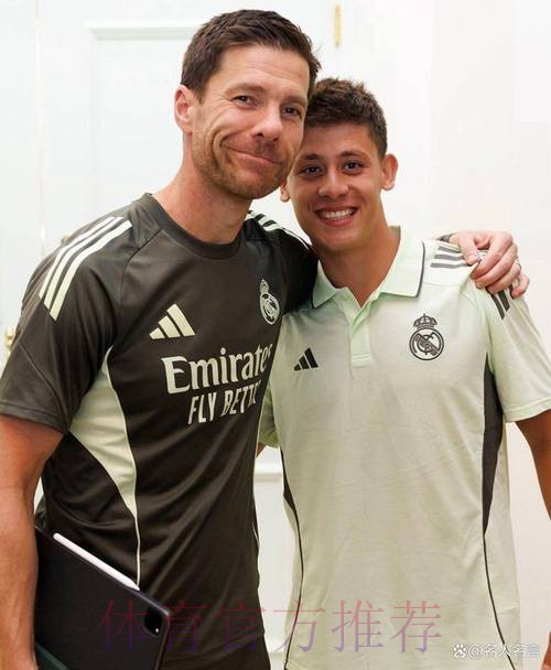 六台:阿隆索8月起不再沉默 谁不努力就坐冷板凳 六台:阿隆索8月起不再沉默 谁不努力就坐冷板凳